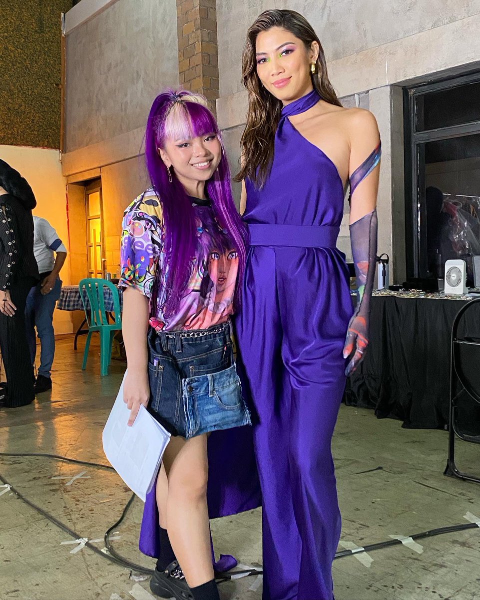 Violet_ocampo's tweet photo. Twinning with Ms. @nicolecordoves for @dragdenph Kontrabida episode 💜✨

Wearing @ube_kendi shirt and makeup brush belt ✨ https://t.co/8M3ejJwQ9y