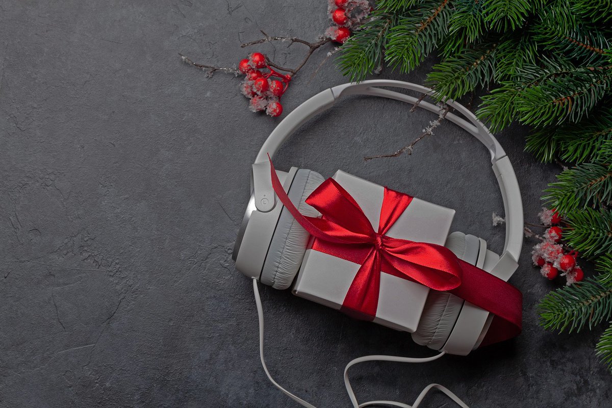 Enjoy our round up of the year. Thanks to all of our guests who joined us in 2022 and special thanks to all of you who listened in. Have a wonderful Christmas and New Year everyone and see you in '23 thevillagehallspodcast.com  #villagehall #podcast #christmas2022