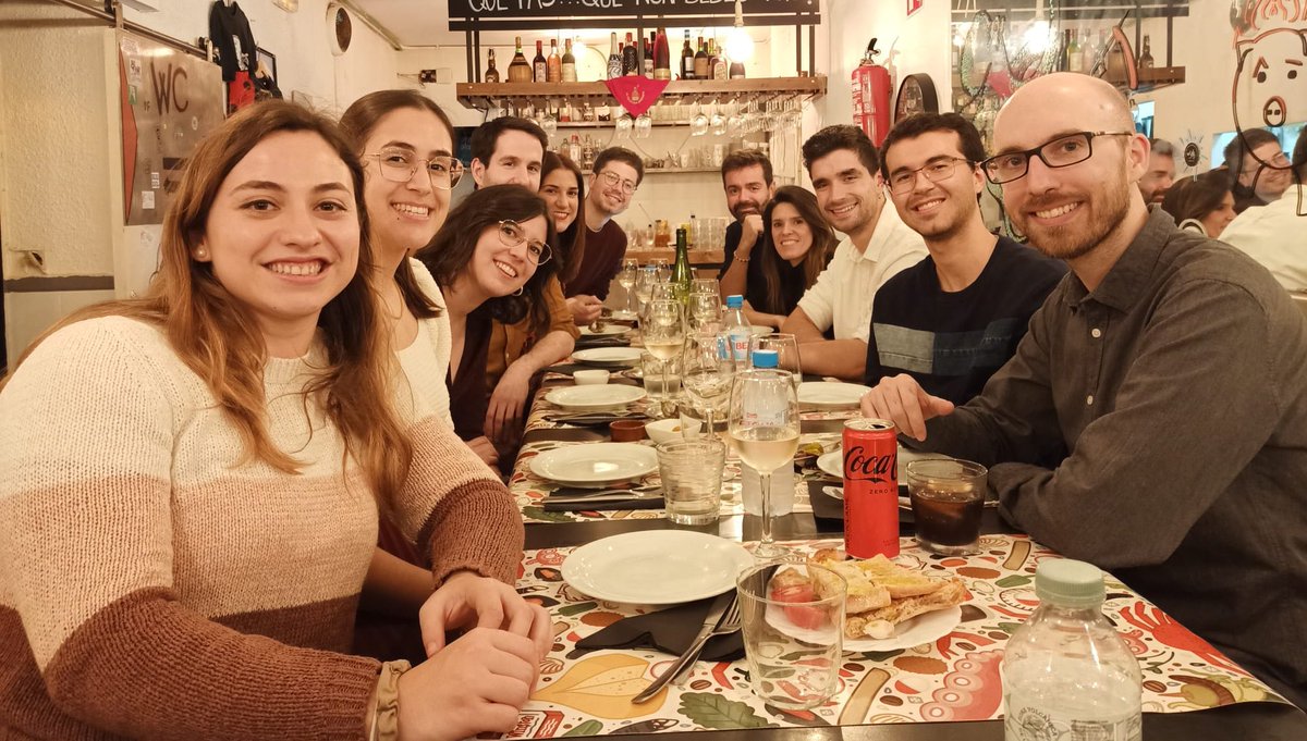 Jordi Gracia-Sancho (@jsgracia) on Twitter photo Xmas dinner with the BCN team, I feel truly fortunate to work with this group of brilliant and passionate sinusoid-lovers!
🎄Season greetings from the #Liver Vascular Biology Lab!! ✨
#livertwitter <a href="/idibaps/">IDIBAPS</a> @CIBERehd <a href="/AEEHLiver/">Asociación Española para el Estudio del Hígado</a> <a href="/EASLedu/">EASL Education</a> <a href="/AASLDtweets/">AASLD</a> <a href="/ISHSRtweets/">ISHSR</a> Xmas dinner with the BCN team, I feel truly fortunate to work with this group of brilliant and passionate sinusoid-lovers!
🎄Season greetings from the #Liver Vascular Biology Lab!! ✨
#livertwitter <a href="/idibaps/">IDIBAPS</a> @CIBERehd <a href="/AEEHLiver/">Asociación Española para el Estudio del Hígado</a> <a href="/EASLedu/">EASL Education</a> <a href="/AASLDtweets/">AASLD</a> <a href="/ISHSRtweets/">ISHSR</a>