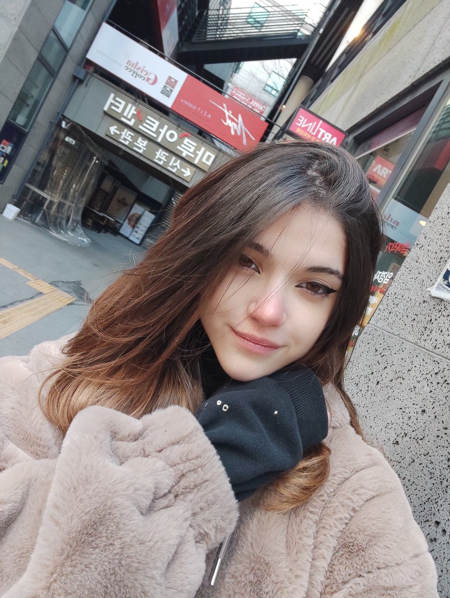 Anna฿lue 🇰🇷 tweet media