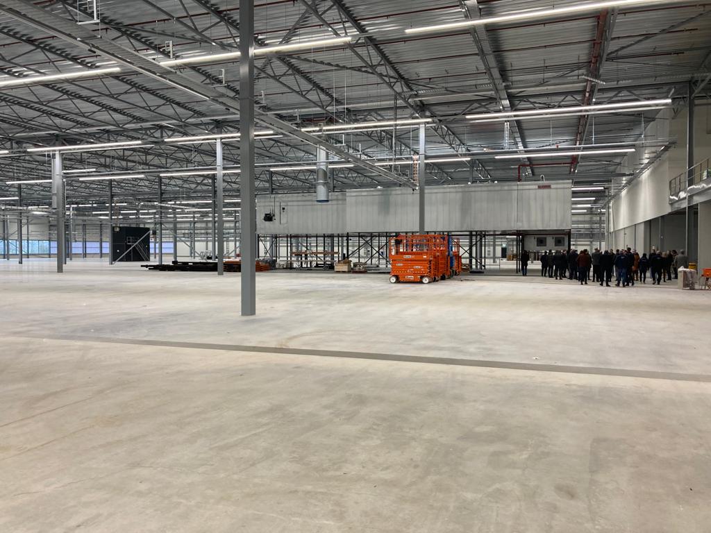 ...nagedacht over duurzaamheid, circulariteit en een pand neergezet dat klaar is voor de toekomst. Met de nieuwbouw op het Werklandschap Assen-Zuid is er ruimte voor ruim 400 banen, 40 sociale werkplekken en 10 plekken voor dagbesteding en begeleid werken 2/2