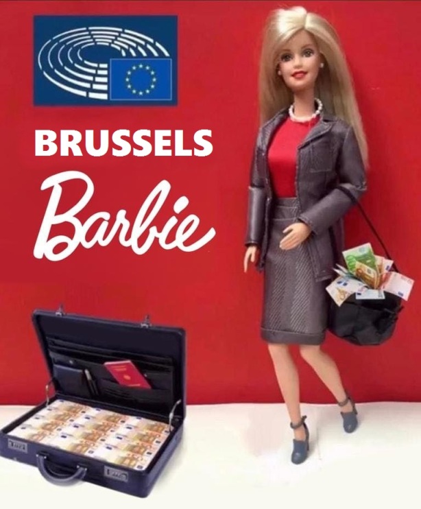 laszloan's tweet photo. Just found this. Special edition #Barbie for Christmas! 
Perhaps the first figure of a collectable series? :D
#EUcorruption #Kaili #KailiGATE @AntonioPanzeri #Memes https://t.co/HJktSGcVM6