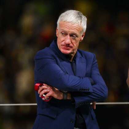 Je ne comprends pas ce qui sont pour une prolongation de Didier Deschamps mais seulement pour deux ans et quand on leur dit quatre ans ils disent que c’est trop… On prolonge pas quelqu’un juste pour le remercier les gars …  mais je comprend vos doutes non assumé …
