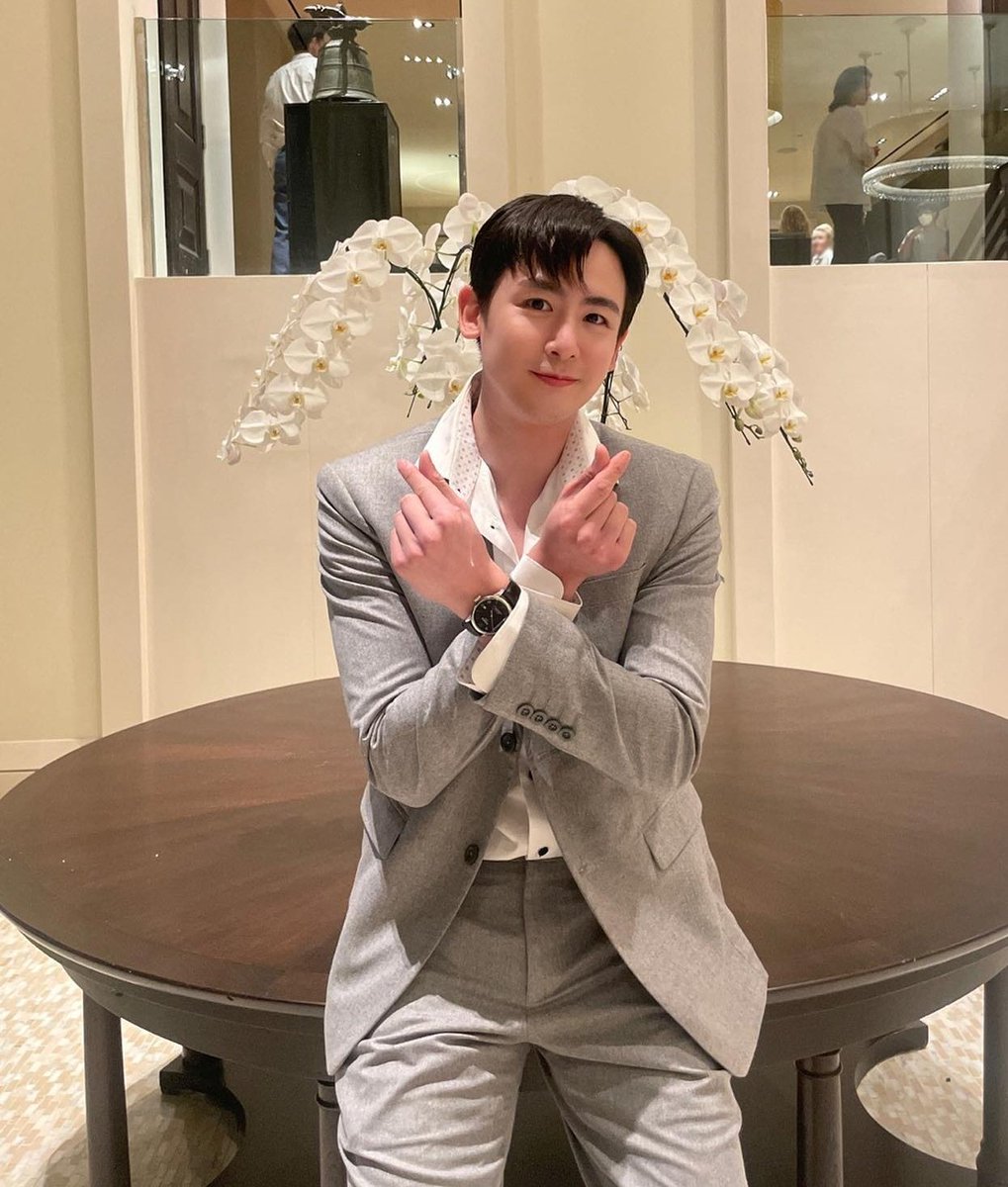 DRKang817's tweet photo. #닉쿤 #NICHKHUN #2PM
두 달 동안 함께 찾은 무지개 🌈
고생 많았어요 윌슨❤
#윌슨 #또_보고싶은데 #어쩌죠😂
#레투는 #정주행갑니다 #핫티도함께해요🤚
#FindingTheRainbow #สุดท้ายที่ปลายรุ้ง
#FTR #FTRep11
#FindingTheRainbowEP11 https://t.co/ENJK5edv7S