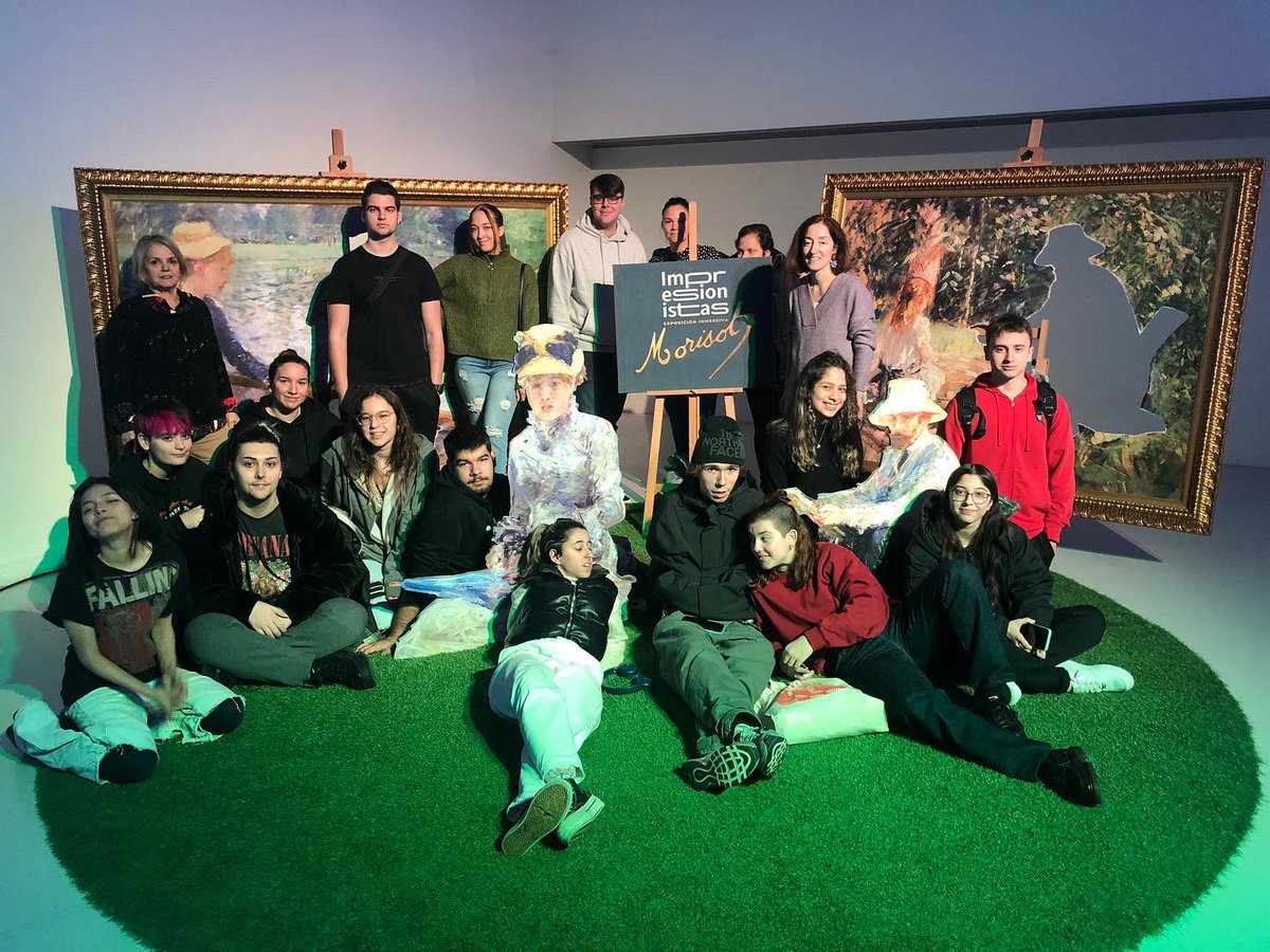 CiTextil's tweet photo. Mañana de expos con Grado Medio de Confección y Moda. Primero Impresionistas en @baluarte y luego Historias con Alma de Papel (de Mila García) en el Polvorín de la Ciudadela. @Pamplonacultura https://t.co/a5xiosMLq4