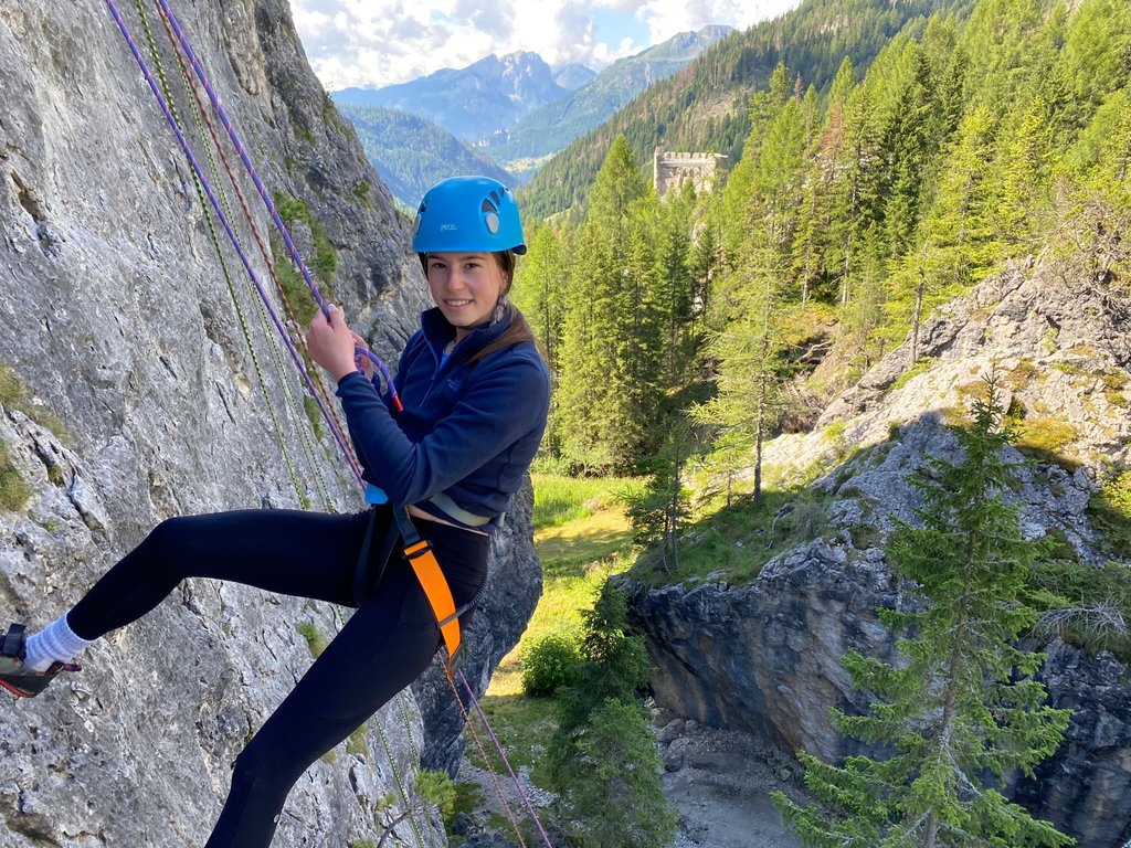 SummitAchieve's tweet image. We offer a Gold DofE residential course, designed to help young people take their leadership skills to the next level. This five-day residential course provides participants with the opportunity to practice their leadership abilities in a safe and supportive environment. 
#leader