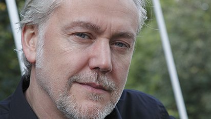 We are deeply shocked and saddened by the news that our colleague Wim Henderickx  (Lier, 1962), principal subject teacher of Composition,  died suddenly on Sunday, 18 December. We will miss Wim terribly. We wish his family and friends much strength in coping with this  great loss