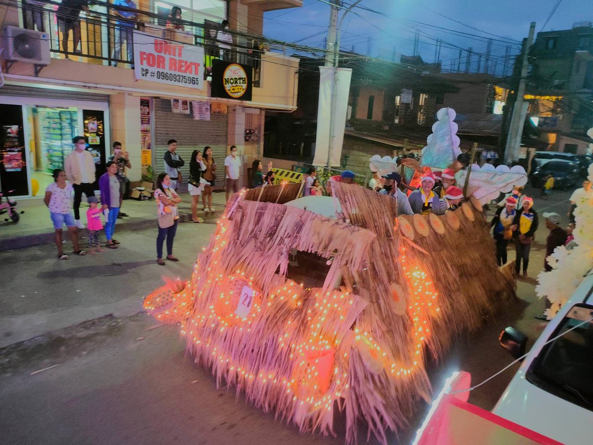 cagayanturismo's tweet image. #EndlessParade | Ipinagdiriwang noong December 18, 2022, ang Ika-23 na taon simula naging siyudad ang Tuguegarao sa pamamagitan ng parada ng mga kumikinang at makukulay na Christmas float.

#Cagayan #CagayanProvince #endlessfuncagayan #visitcagayanph