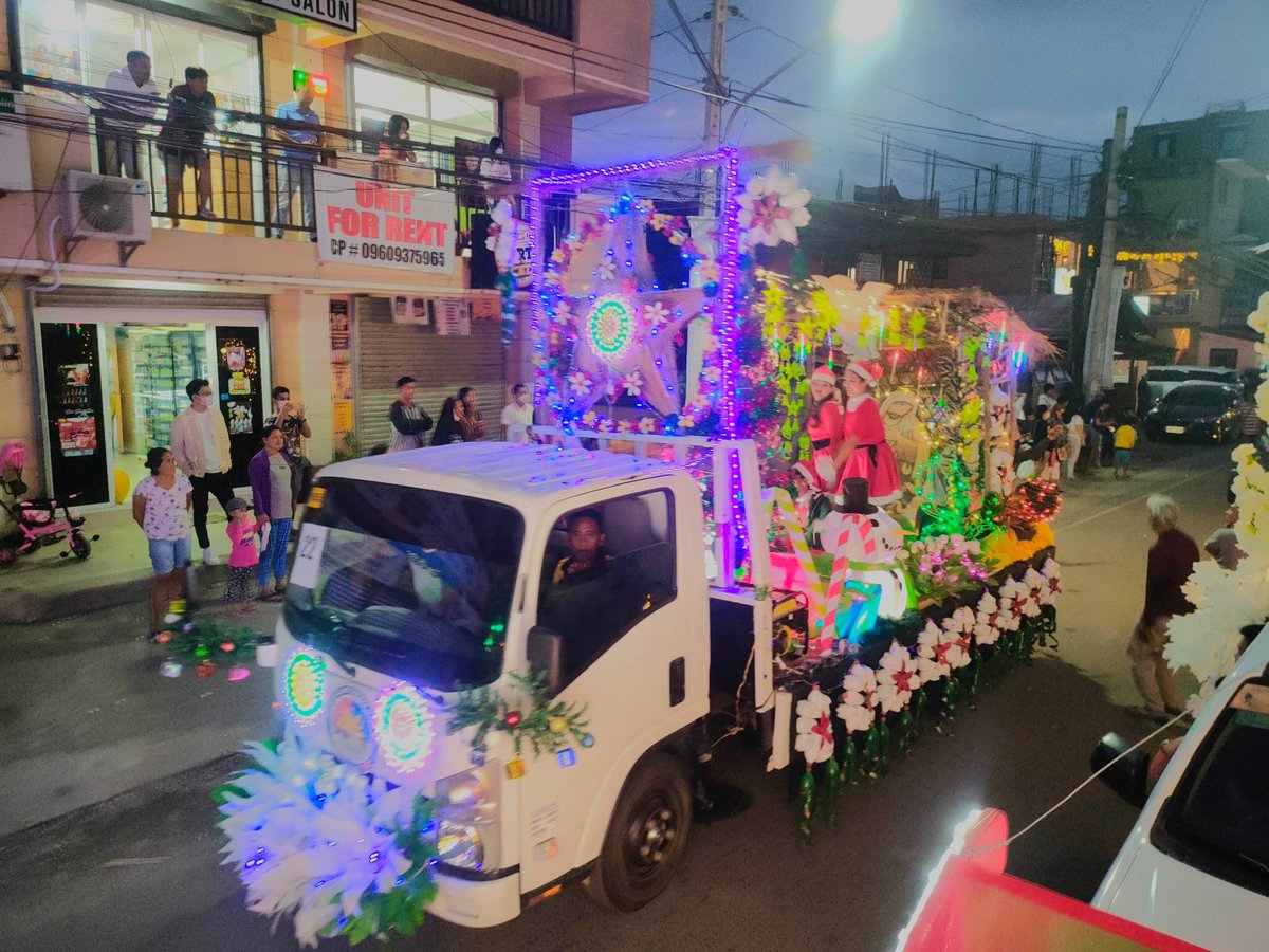 cagayanturismo's tweet image. #EndlessParade | Ipinagdiriwang noong December 18, 2022, ang Ika-23 na taon simula naging siyudad ang Tuguegarao sa pamamagitan ng parada ng mga kumikinang at makukulay na Christmas float.

#Cagayan #CagayanProvince #endlessfuncagayan #visitcagayanph
