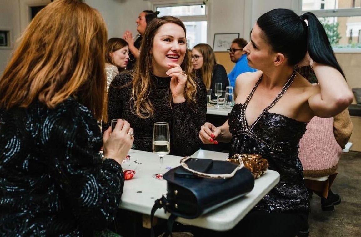 helsfleming's tweet photo. Melissa and I at the @foundflourish Christmas Party @fillybrook 🥂✨🎄

We had to reschedule our @hellomavis_ Christmas party till January so was pleased we could make this party!

Fabulous photos @by_anjap and spot on organising @lara_sheldrake and team as always ❤️ https://t.co/9n0VAbXlm3