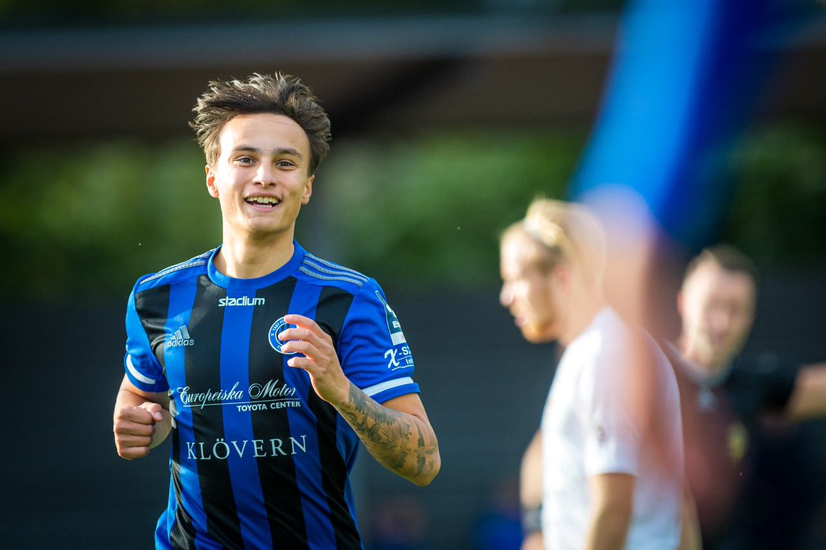 Tufft och lärorikt första år i Ettan Norra, 1+2 på 14 starter som defensiv mittfältare. Spänn fast er för 2023, nu jävlar gasar vi.