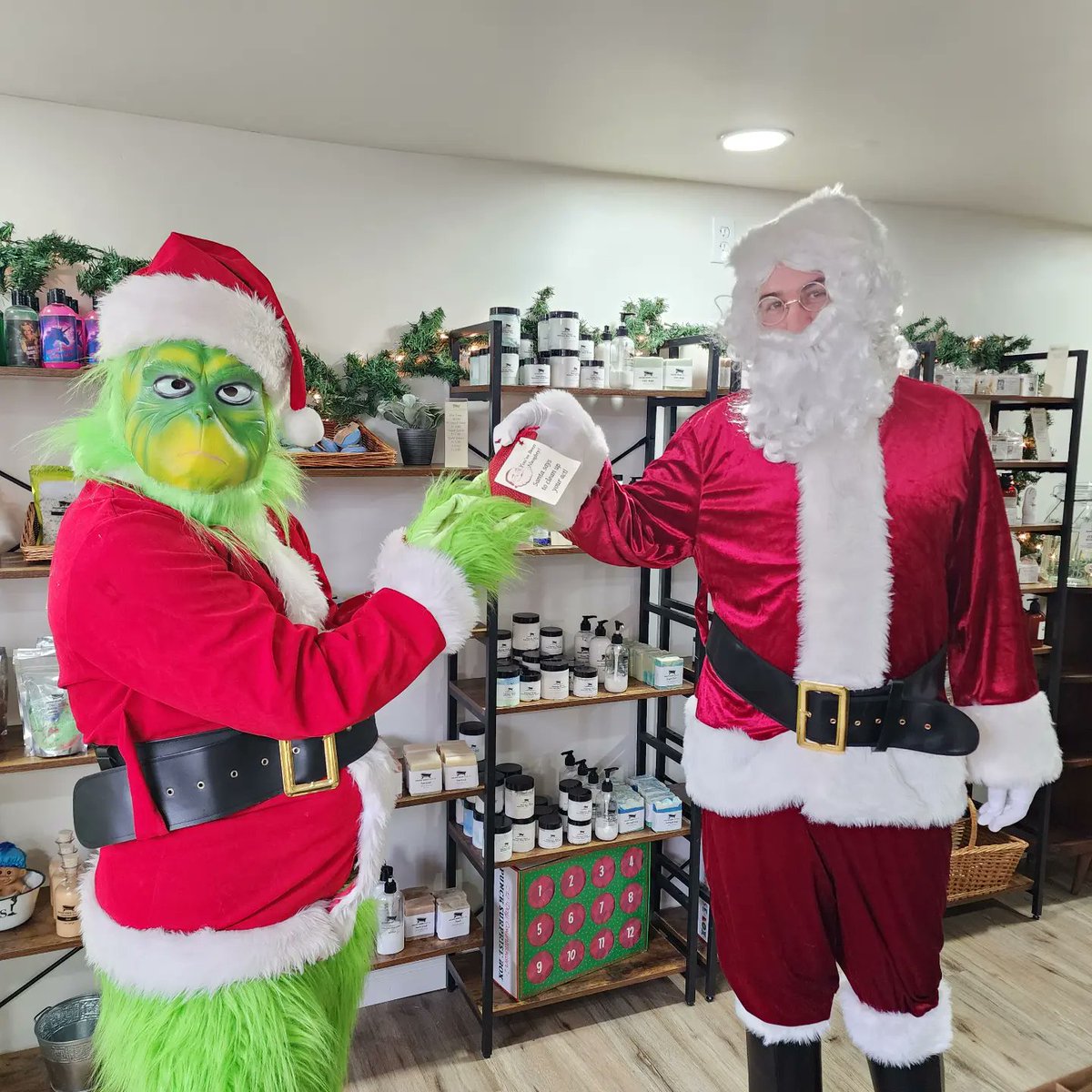 goldengreensoap's tweet photo. Santa told the Grinch to clean up his act. So he gave him some Golden Green Soap Co. Soaps!! https://t.co/P6KXKEywQu