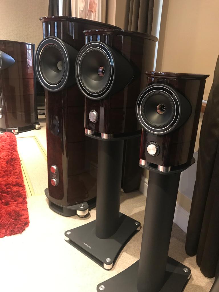 studioAV tweet media