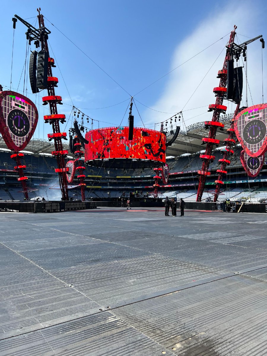 Collaborative Creations tweet media