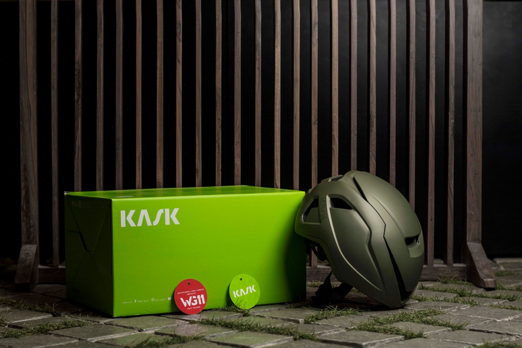 mastermindbikes's tweet photo. Kask Wasabi (Jade Matt)⁠
⁠
The one helmet for year-round riders. The Wasabi is a performance cycling helmet designed for riding in all seasons. 

#kask#kaskhelmets#protection#headprotection#mastermindbikes#mastermindbicyclesstudio#mastermind https://t.co/vPkM5M27Jo