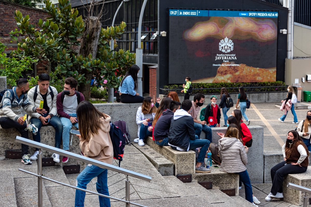 Universia Colombia tweet media
