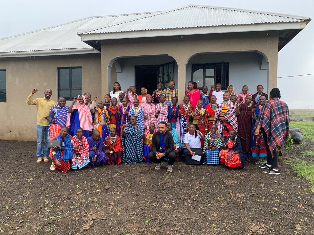 tnrforum's tweet photo. This week TNRF
#UNDP and #TNRF team visits #BAWAKIMO one of the #ICCA project beneficiary organization so as to strengthen donor and beneficiary relationship. The same visit ment evaluation and monitoring already project implemented activities. @undp @monduli_online_tv @keeptan https://t.co/OK9WEzDaEd