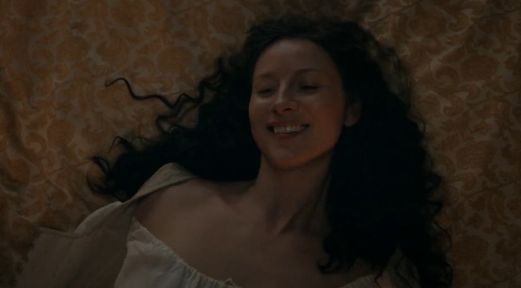 ClaireyJamie's tweet photo. @Outlander_STARZ
I LOVE THE TEASER TRAILER of S7 !! πOMG! β€οΈThis season going to be GREAT ! I know !!!π€©πππ #Outlanderseason7 #Outlander #ScreenCaptures ππππππ https://t.co/FgYit4Nz3Y