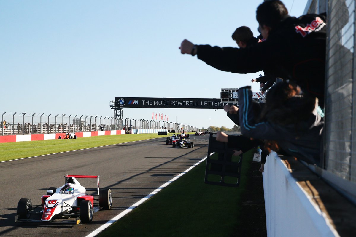 It's time for the Taylor Report!

Here's how our champion <a href="/nikolasgtaylor/">Nikolas Taylor</a> summed up his incredible maiden season of single-seater racing.

gb-4.net/news/2022/dec/…

📸 <a href="/JakobEbrey/">JEP</a>