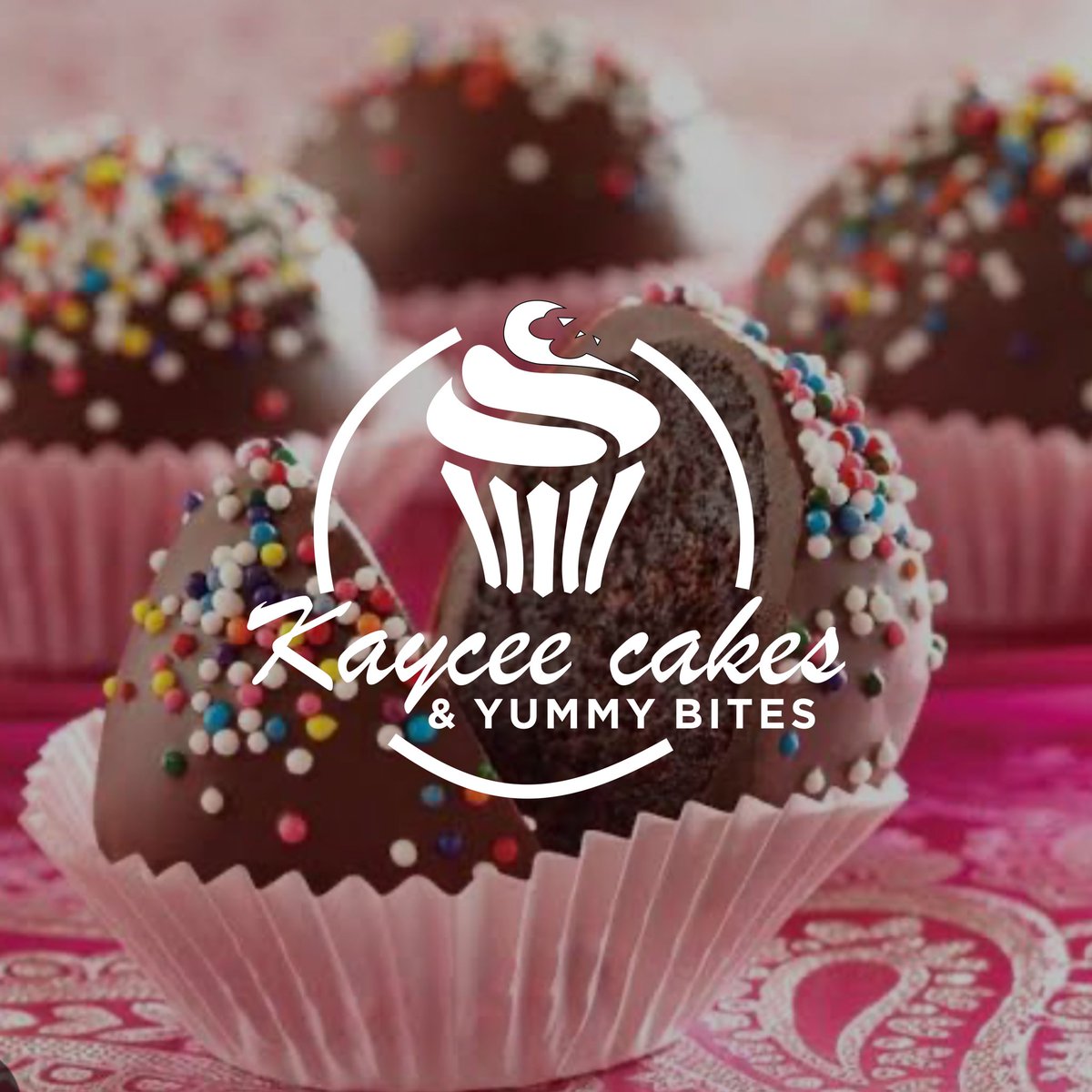 ohiri_favour's tweet photo. Brand identity Development for a Cake Business
#branding #brandidentity #brandidentitydevelopment #graphiccontent #GraphicDesign #uk #America #Logodesigner #logo_design #enterpreneur #business #digitalart https://t.co/8UlmxQyYQs