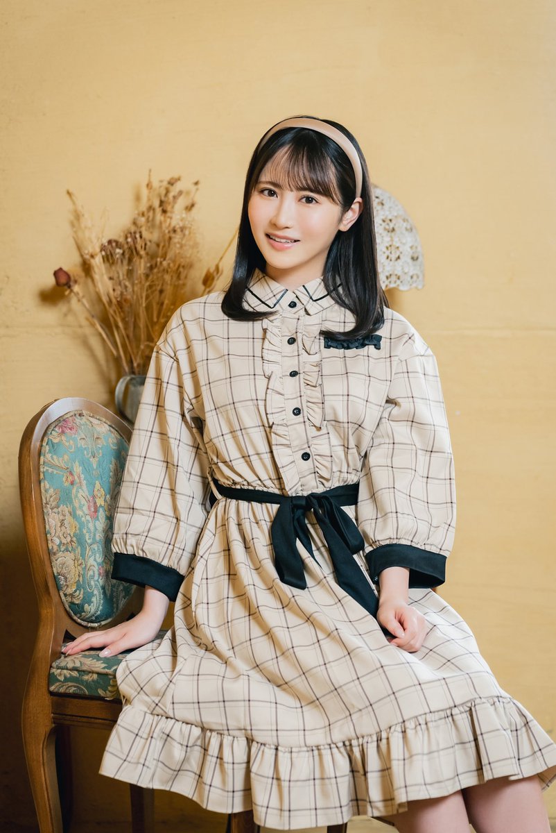 「六花とお茶」

第二回はアフタヌーンティーを楽しむ #小野六花 さんの様子をお届け🎀

淹れたての紅茶とともに様々なスイーツを味わう、優雅なティータイムとなりました✨

記事はこちら👀
https://t.co/0wvY78tscT https://t.co/iR1CS36Q0G
