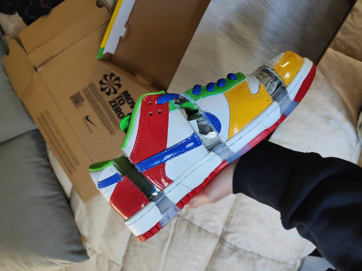 Cerbero.resell tweet media