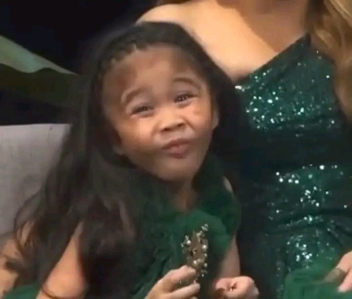 Katcd3's tweet image. Life update: