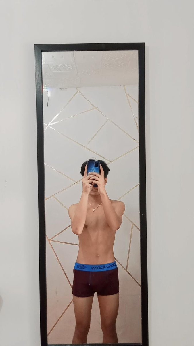 gmdckss's tweet photo. hire me🫶 haha https://t.co/0G0AwvwjrR