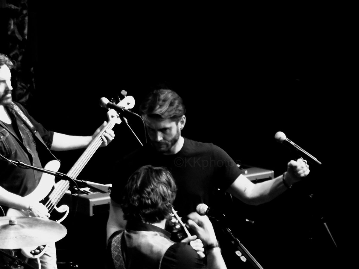 kkritzmire's tweet photo. @JensenAckles @stevecarlson @radiocomusic 
#analog #huttonhotel #debut concert #JensenAckles #RadioCoConcert https://t.co/e53YTMO3JZ