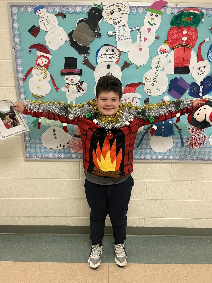 Shatekon's tweet photo. Holiday sweater day is off to a great start! https://t.co/0SqV0EKdmW