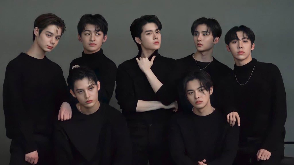 แล้วจะหาไลน์อัพที่เพอร์เฟคกว่านี้ได้อีกหรอถามจริง?