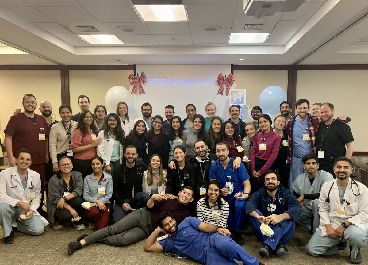Happy Holidays from the MedStar Internal medicine fam! 
We are so grateful to be surrounded by these wonderful #Healthcareheroes and can’t wait to see our new #Match2023 class soon!

Cheers and see you in the next year! 🤩

#IMproud #MedTwitter #holidayseason    #washingtonDC