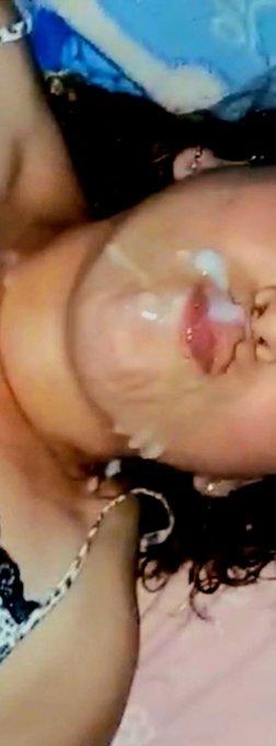 💋Quiero compartir mis foticos m&aacute;s hot con los primeros 300 que me sigan y me comenten, hazlo ahora! 🍆🍑💦💋🥰🔥🤤