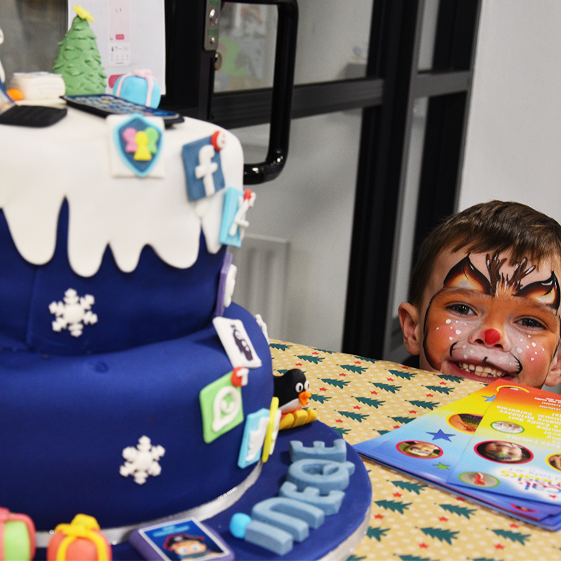 ineqegroup's tweet photo. Santa is pleased to announce that he has secured an internship at INEQE Safeguarding Group as Apprentice Gift Coordinator. He has asked us to share some photos from his first day (so farโฆ so good!) #SleighedIt https://t.co/7bbV9B8lhD