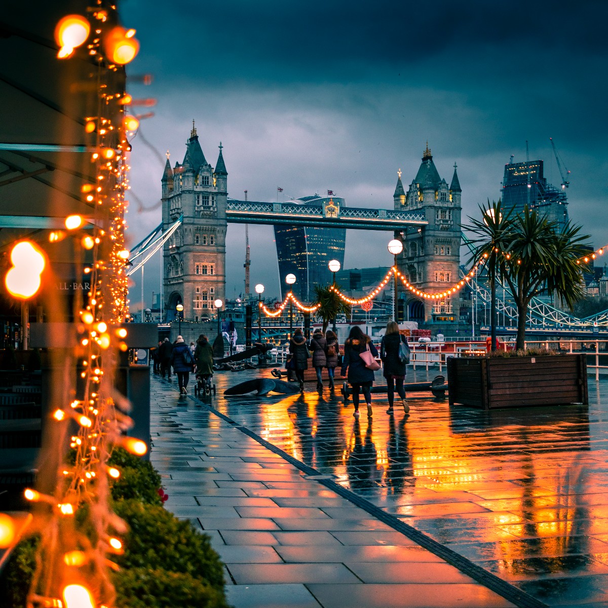 Dale like a esta foto si quieres que Santa Claus te traiga un viaje a Londres estas Navidades ❤️ 📸 VisitBritain/Moumita Paul British Embassy, Madrid
