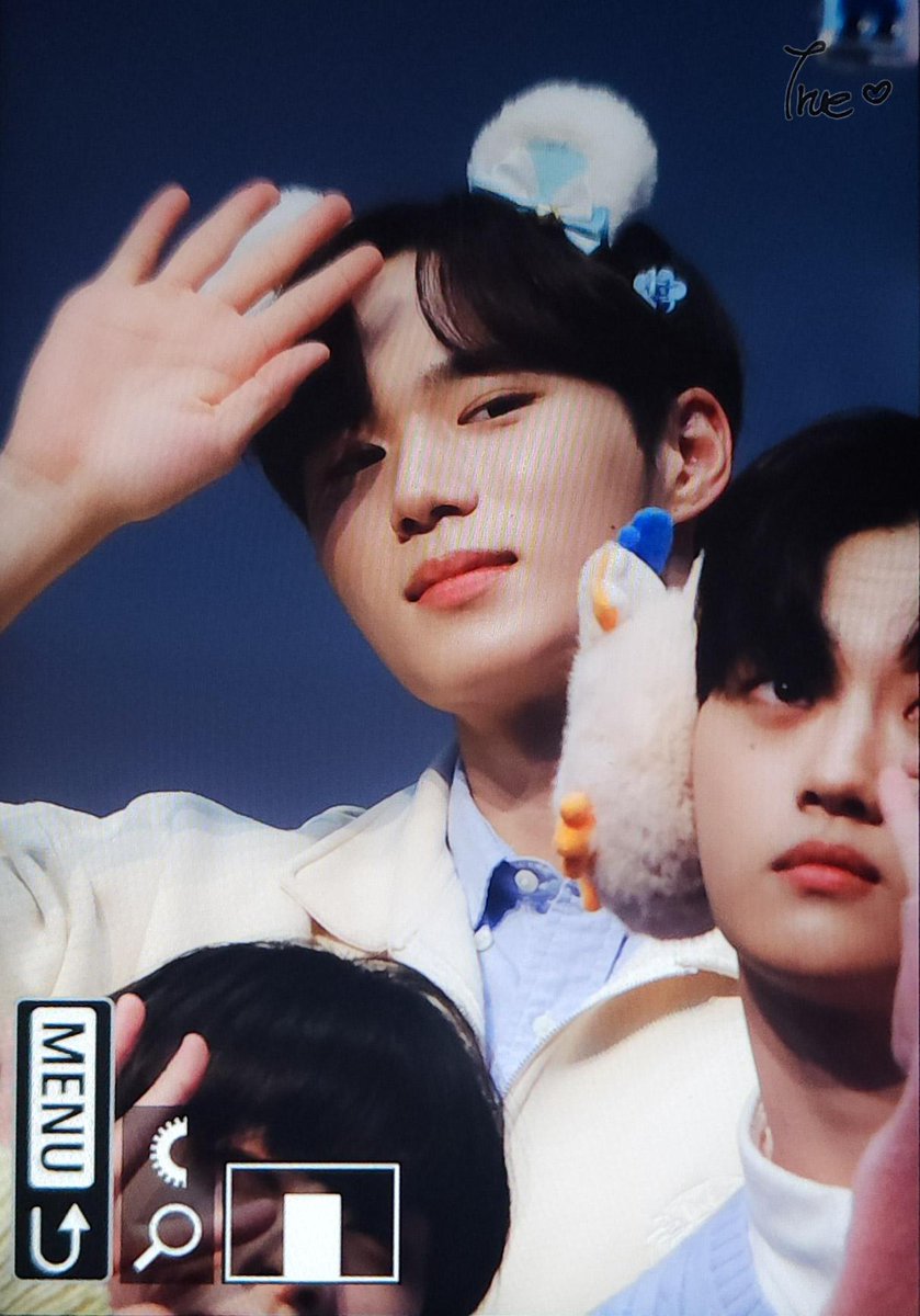 TrueJunseo's tweet photo. 221223 pre

#위아이 #WEi 
#김준서 #KIMJUNSEO https://t.co/cFsCwK4LFv