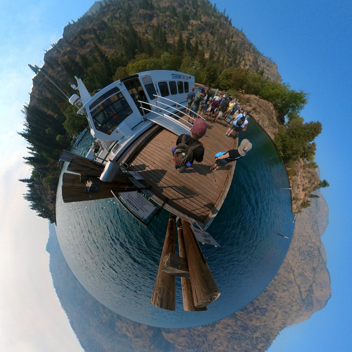 SouthernMinnGuy's tweet photo. Lake Chelan (Chelan County, Wash., USA; traditional territory of the Chelan, Yakama, Okanagan, Colville, Cayuse, Umatilla and Walla Walla nations) ~ Original 360° pics @ https://t.co/d1z7oqbQbi #tinyplanet #VisitWA #ExploreWA #TruetoNature #lake #mountains #ferry #StehekinFerry https://t.co/wx5PozPLMn
