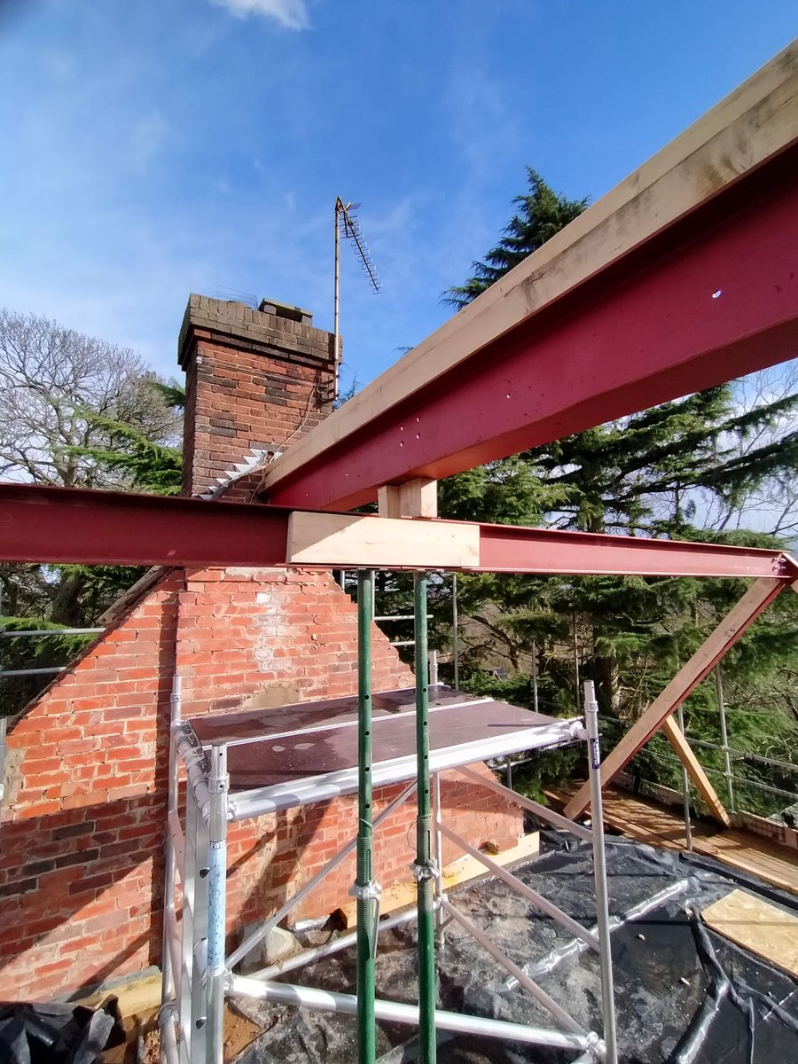 PPSmidlands's tweet photo. When your customer has been messed about  &amp; just needs to get on with it
So you take the roof off mid winter, prop the gable ends up &amp; pray to God there aren't any strong gusts of wind until steels &amp; a crane arrive a few days later to put it all back together. Squeaky bum time 😬 https://t.co/E2zB9Yp4BF