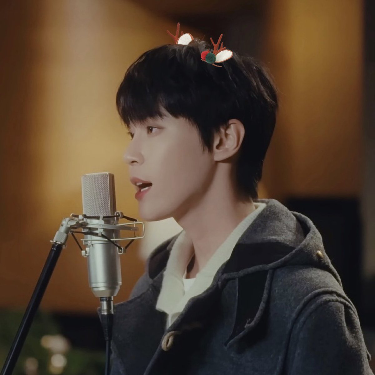 니가 내 아기루돌프다 ..