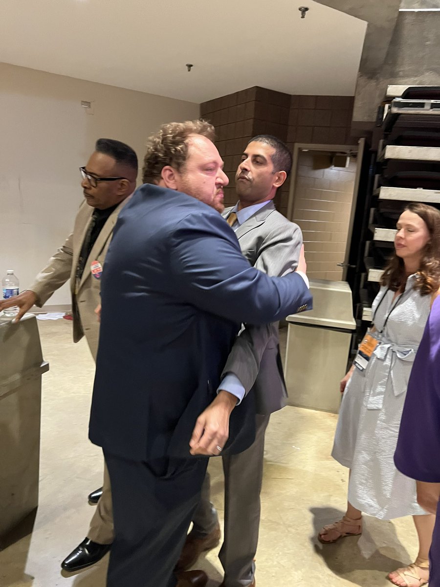 bloisolson's tweet photo. One of the photos from #mn2022 - @MikeMurphyForMN and @NeilShahMN at the @mngop convention https://t.co/iFpoh7TC9i