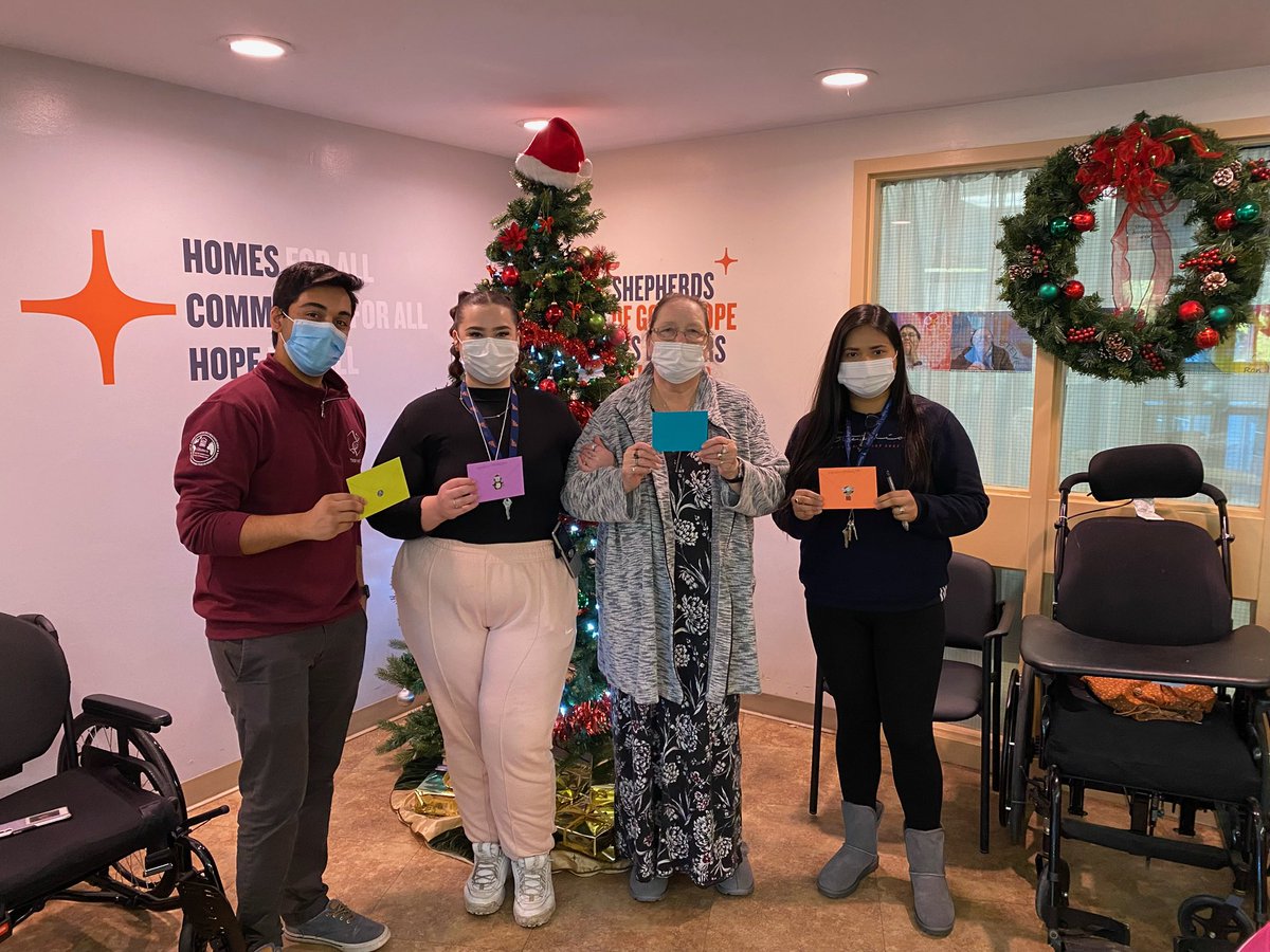 We would like to extend our sincere gratitude to all of you for your help and support with writing Holiday Cards! As a program we wrote over 350 cards which TMMSA members have delivered to local Shelters and Long-Term Care Homes across Ottawa!