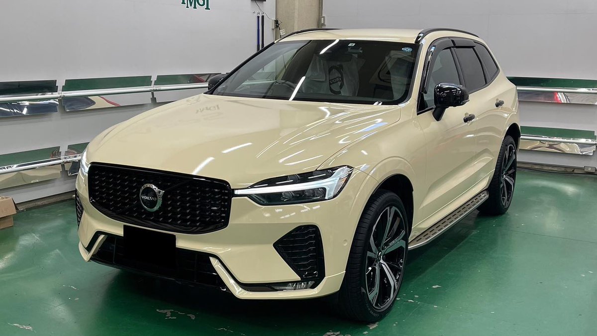 Lapps_carYMG1's tweet photo. VOLVO XC60 に3M2080-G79 ライトアイボリーでフルラッピング。 https://t.co/tJcqGz3KXl
#lapps #カーラッピング
#ボルボ #volvo #xc60 #3m2080 #車好きな人と繋がりたい #車好き女子 #car #carwrap #3mwraps #車が好き #カーラッピング東京 #carwraps #carwrapping #carwrappers https://t.co/kRZ6PEsmKc