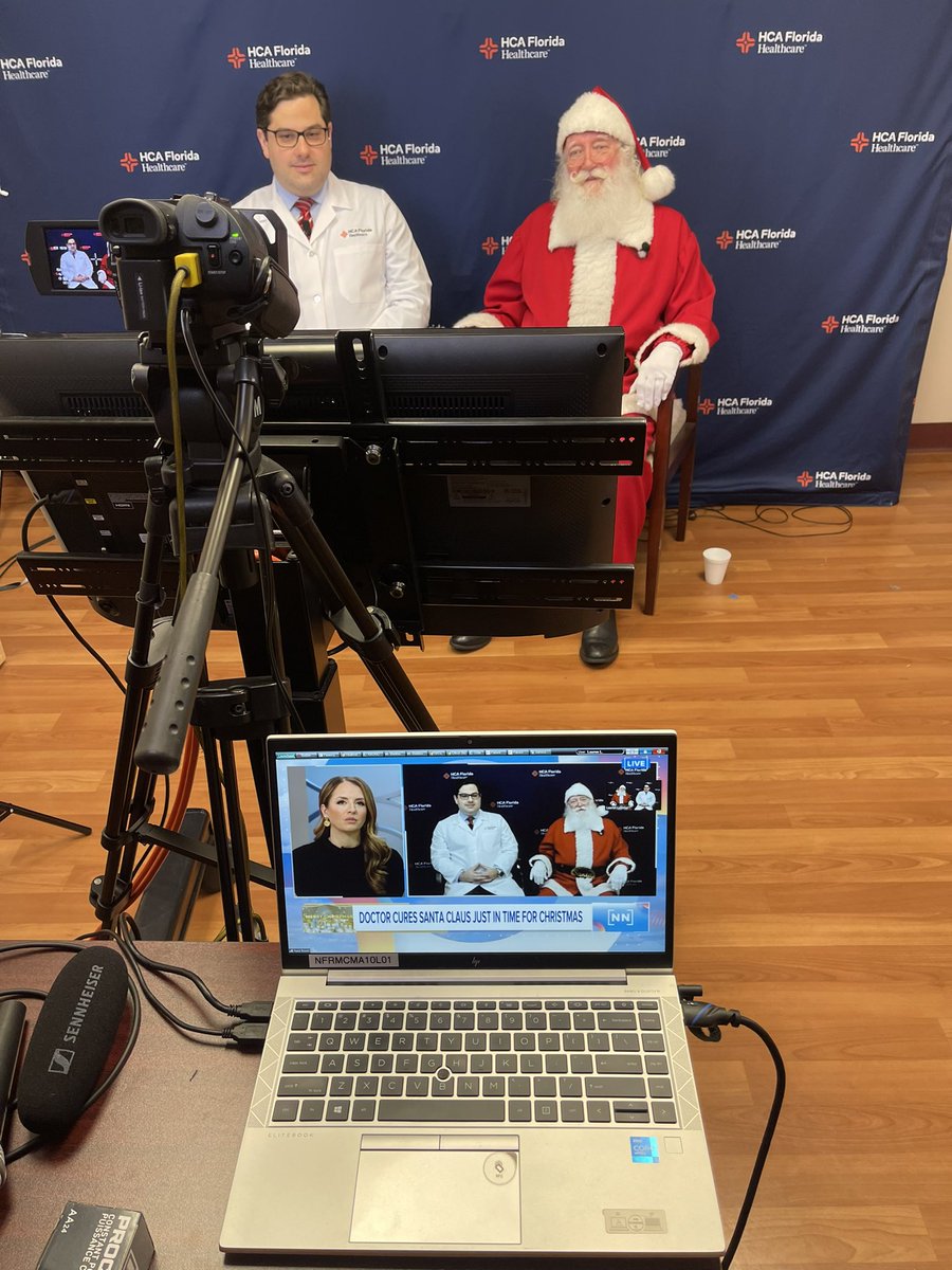 FrancisIgorMac1's tweet photo. Hanging out with 🎅🏻 on national television @newsnationam! So glad to see him fully recovered after minimally invasive colectomy for #LAMN. Santa is coming to town! Thank you, @NewsNation for sharing this story. @SocSurgOnc #SantaClaus @HCAhealthcare @HCAFLHealthcare @SPeritoneum https://t.co/if2eGSZ5rE