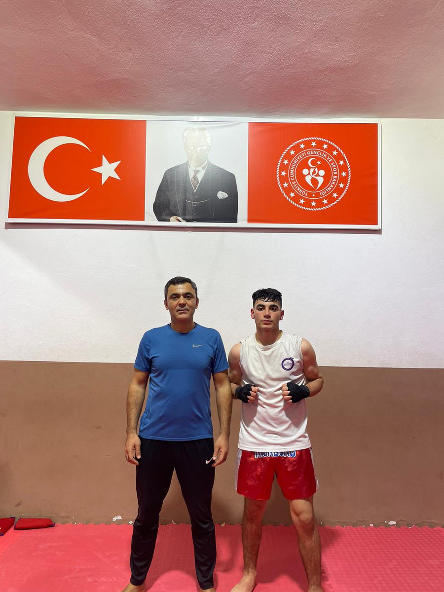 savaskickboks52's tweet photo. Kick Boks 🥊 https://t.co/kyppaWZ9Bt