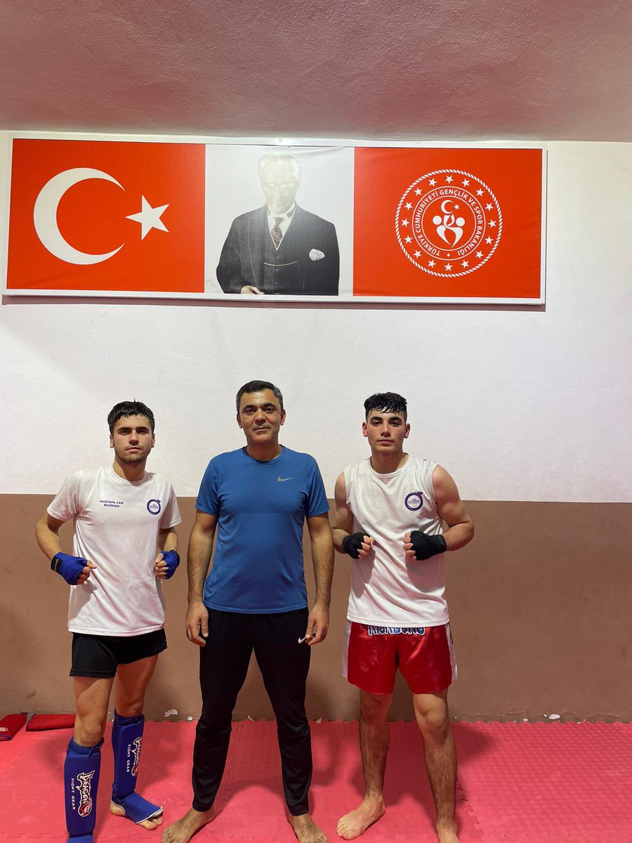 savaskickboks52's tweet photo. Kick Boks 🥊 https://t.co/5A7Bv42UW1