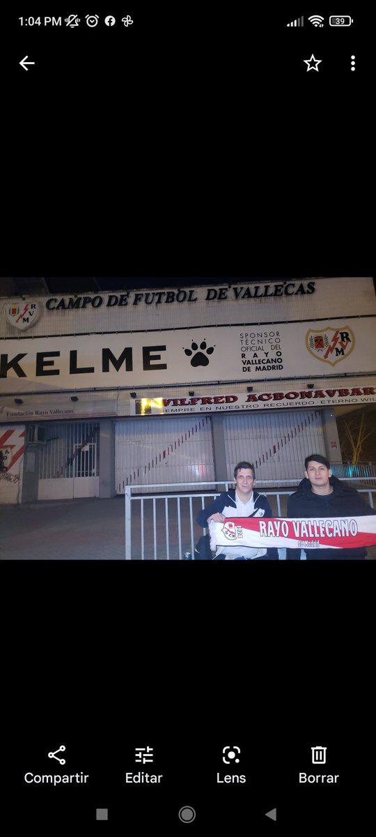 bnrosto's tweet photo. Me tope en mi galería estás fotos, hace 3 años regresando del mítico mundial de clubes en Qatar. Felices fiestas carnalito. Pronto volvemos👋 @CfmSabalero @Sabalero_18 https://t.co/0KLlBwEyVE