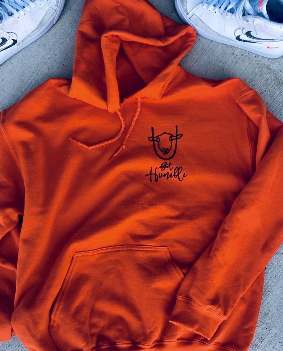 TheDrDawn's tweet photo. Iโm staying warm and humble in my new hoodie! ๐งก๐ซถ๐พ๐
S/O to @ChasityLatrice for this AWESOME apparel line!
Visit @ugethumble (on IG) to see all apparel and shop! ๐๐ณ
#TheDrDawn #CertifiedLifeCoach #TheCommunicationCoach #Speaker #Author #GetHumble #Media https://t.co/HpSXUjYg1x
