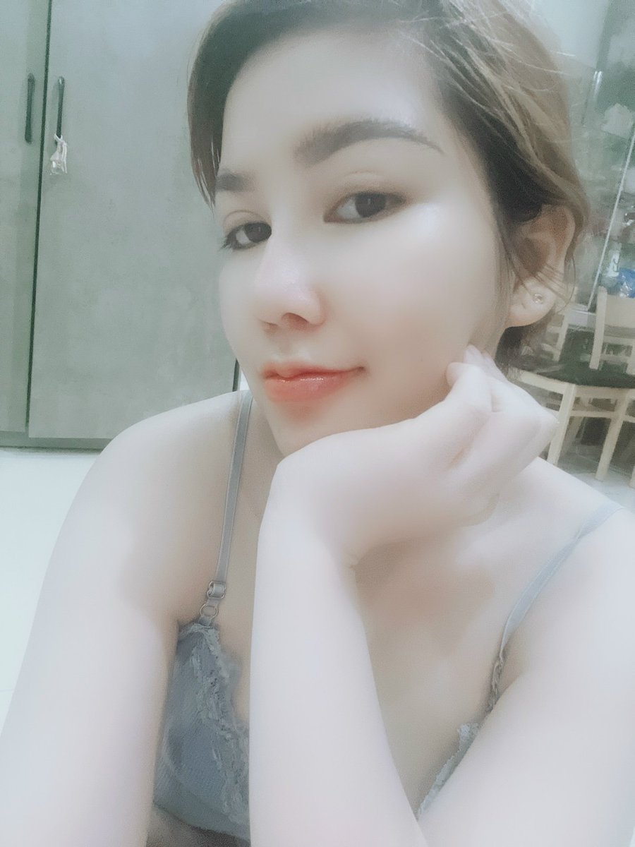 Khanh64244779's tweet photo. Khi mà cô zk cắm sừng ck cho mình xem lồn https://t.co/rgcfgQGGTV