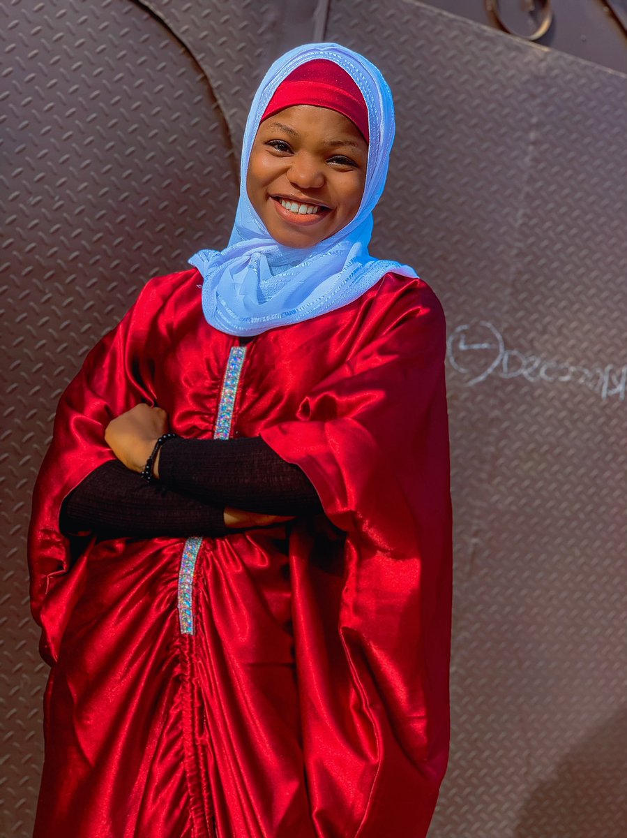 FBHanffy's tweet photo. It’s my birthday y’all 🥰🥰🥰Alhamdulillah 🙏🏾🙏🏾🎉🎉🎉 https://t.co/i6ohWJaHfs