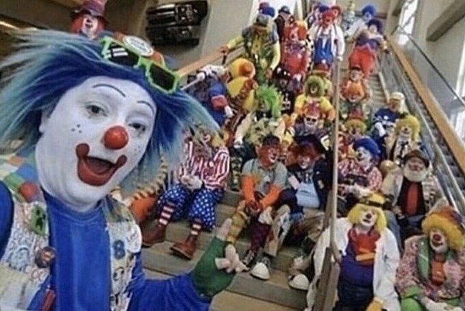 firxaway's tweet photo. Nosotros cuando digan que the boys are back no es nada relacionado con one direction https://t.co/E4Wv7RW7hU